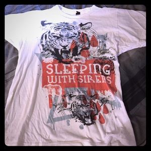 👽Sleeping with sirens T-shirt